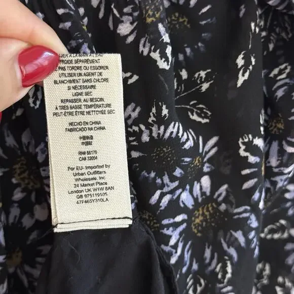 Free People Dress Open Back Size XS Black & Purple Floral Boho Charlotte Lace - Picture 11 of 16